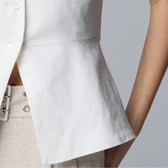 NWT Simply Vera by Vera Wang Modern White Sleeveless Peplum Blouse - Size S - Picture 4 of 9